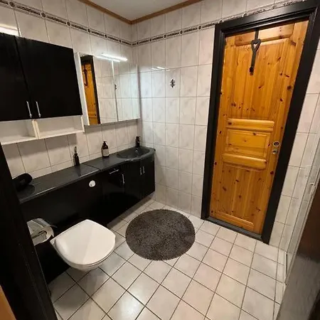 Koselig Sentral Med Gratis Parkering Apartment *