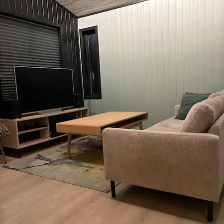 Koselig Sentral Med Gratis Parkering Tromsø